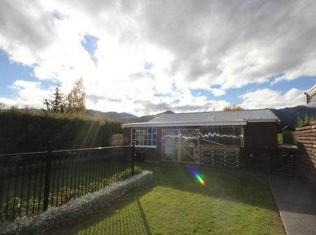 Villa 3 Woodbank Road Hanmer Springs Esterno foto